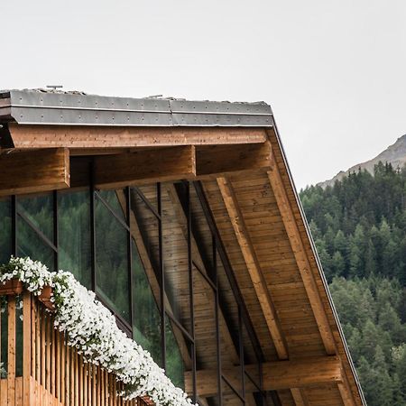 Grand Hotel Courmayeur Mont Blanc, By R Collection Hotels Eksteriør billede