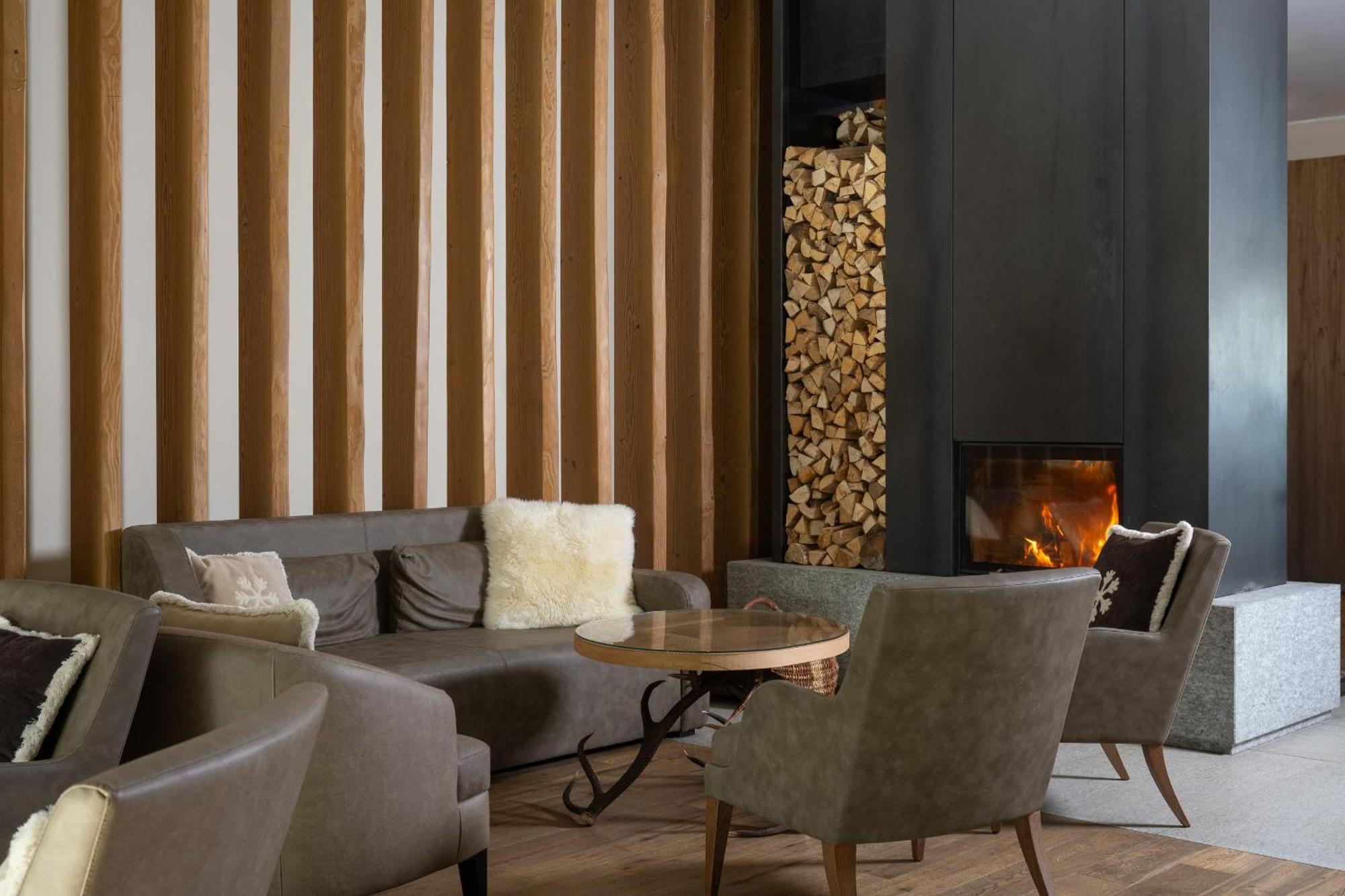 Grand Hotel Courmayeur Mont Blanc, By R Collection Hotels Eksteriør billede