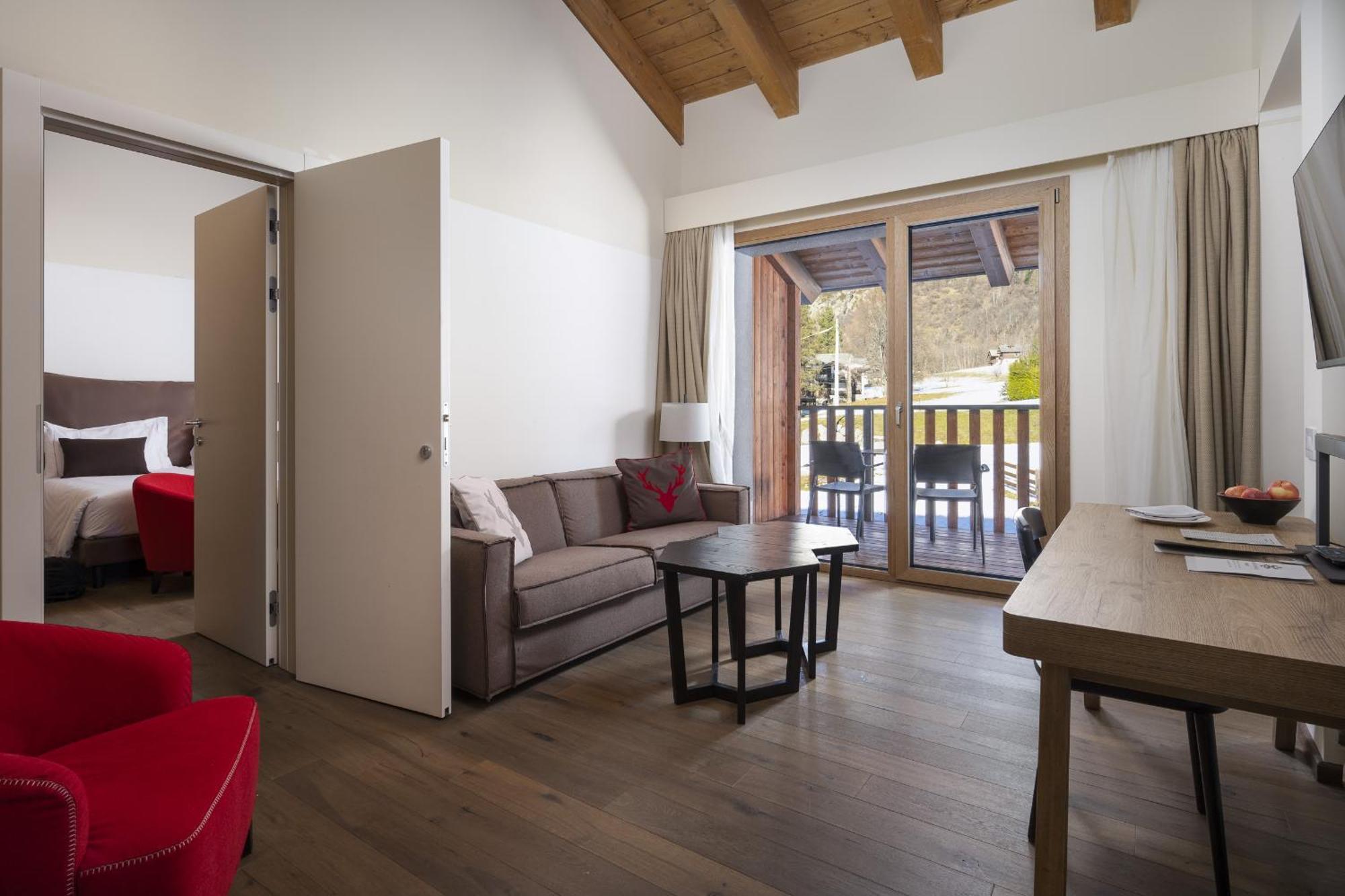 Grand Hotel Courmayeur Mont Blanc, By R Collection Hotels Eksteriør billede