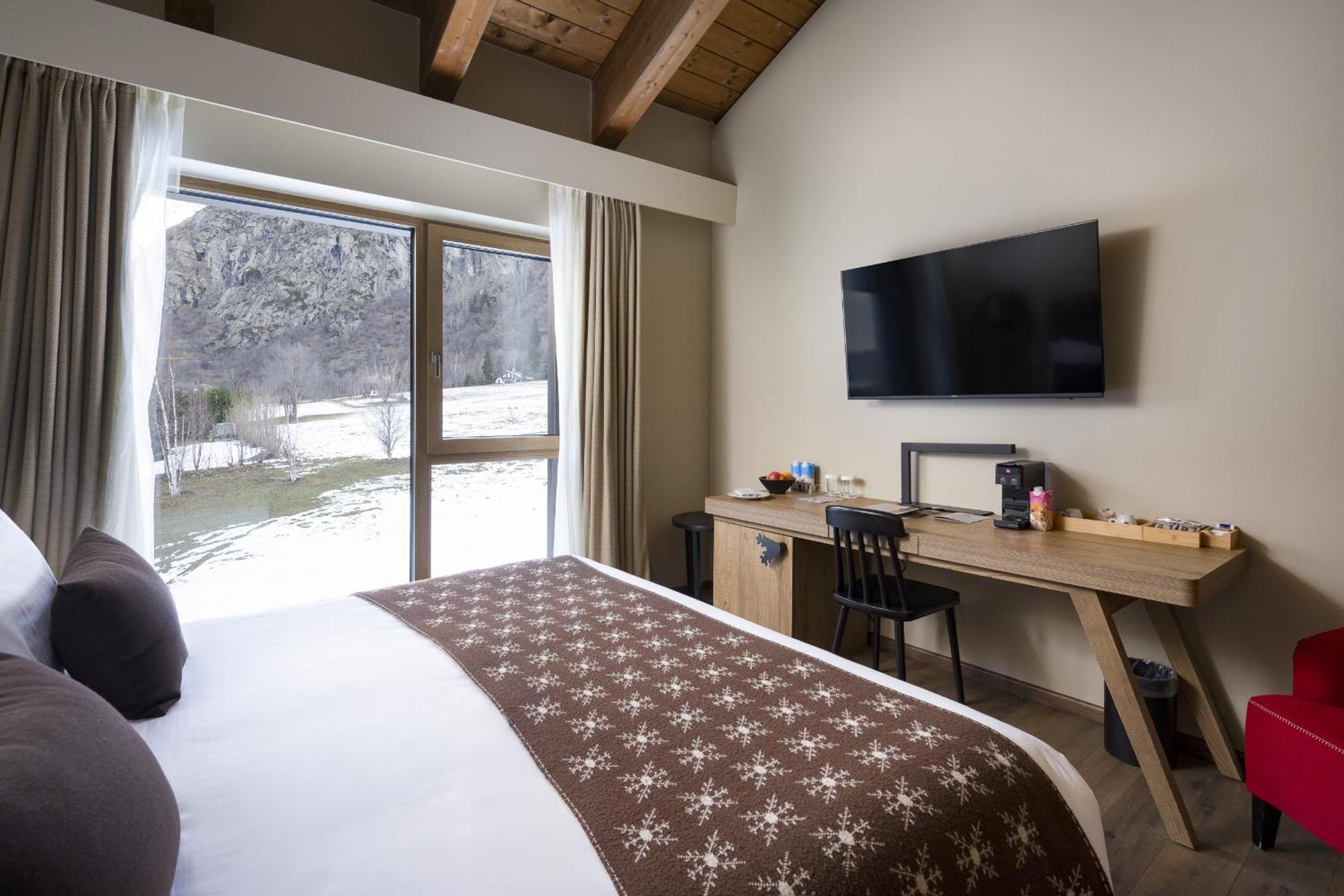 Grand Hotel Courmayeur Mont Blanc, By R Collection Hotels Værelse billede