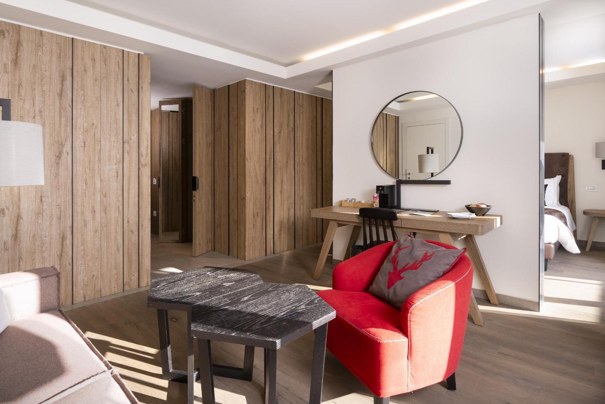 Grand Hotel Courmayeur Mont Blanc, By R Collection Hotels Eksteriør billede