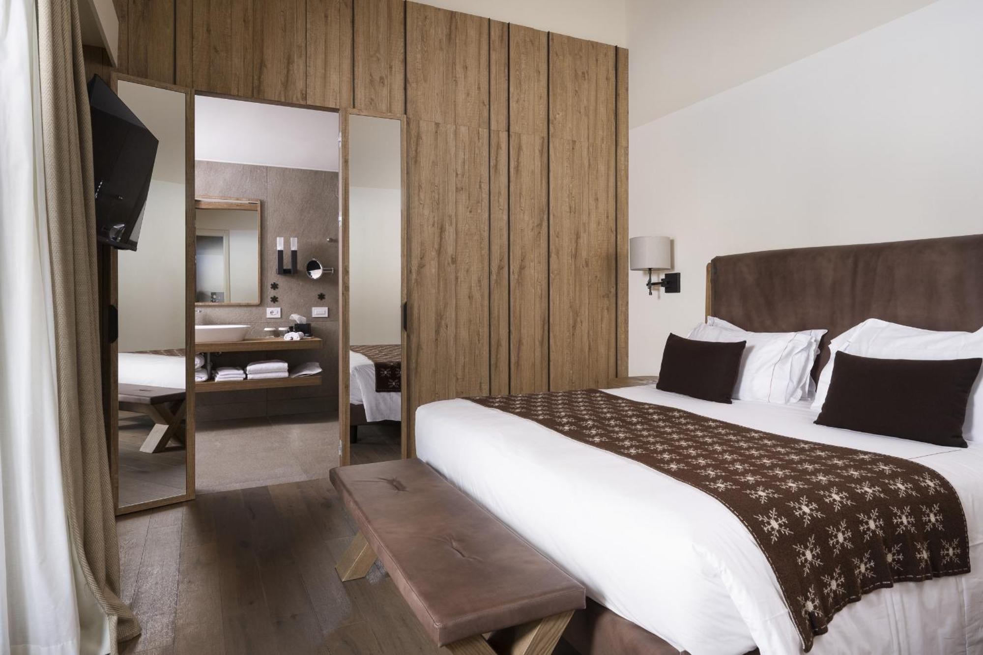 Grand Hotel Courmayeur Mont Blanc, By R Collection Hotels Eksteriør billede