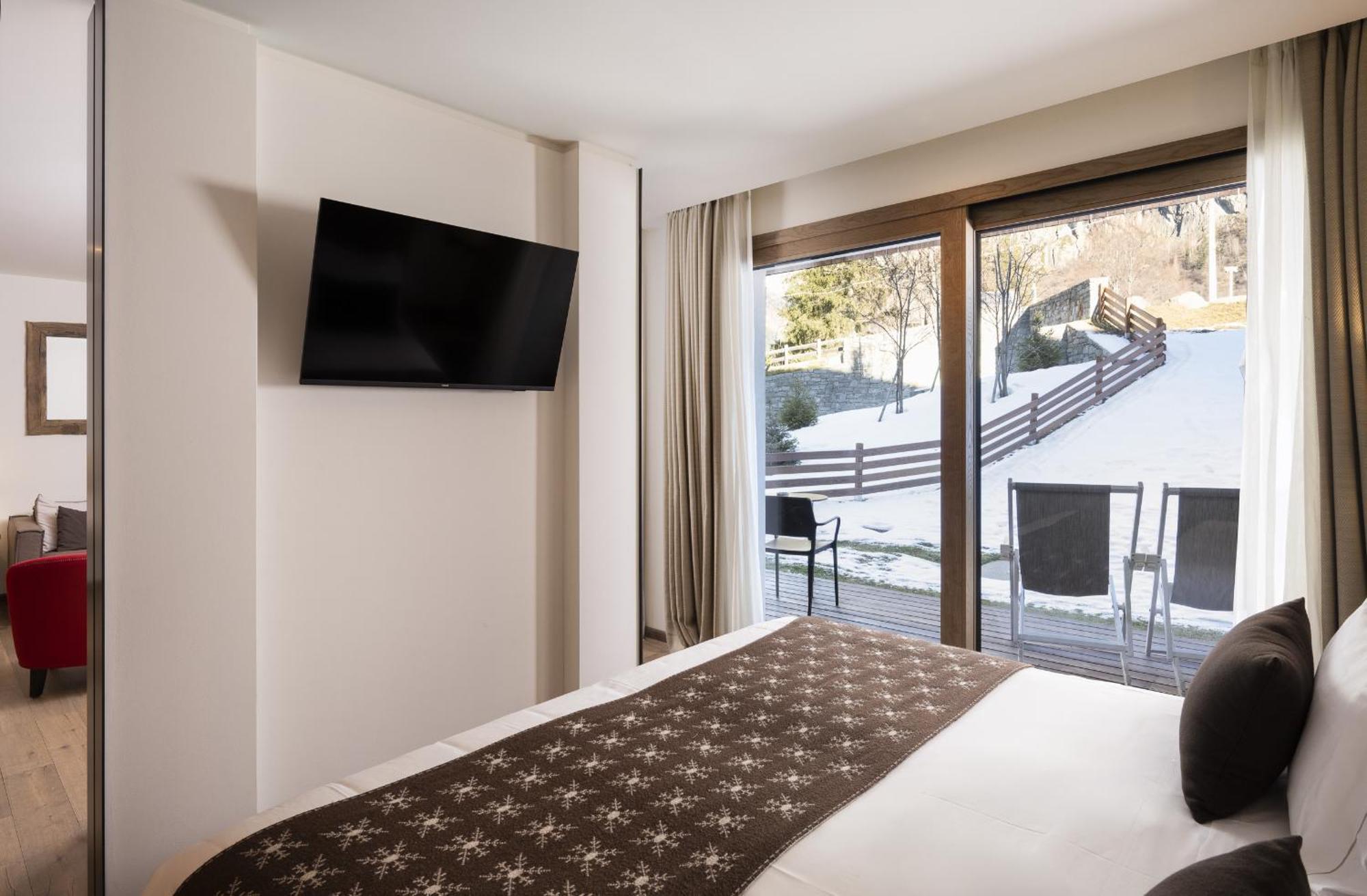 Grand Hotel Courmayeur Mont Blanc, By R Collection Hotels Eksteriør billede